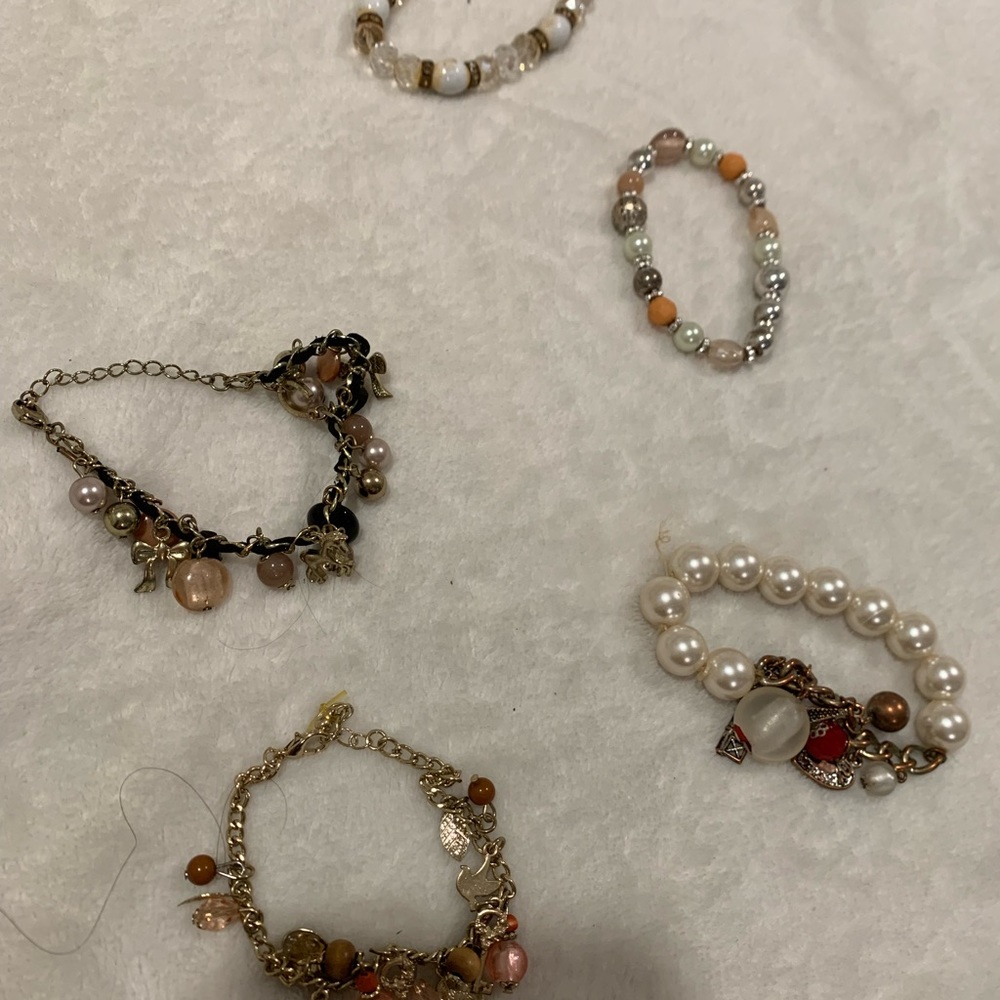 Fun colorful bracelets for the spring